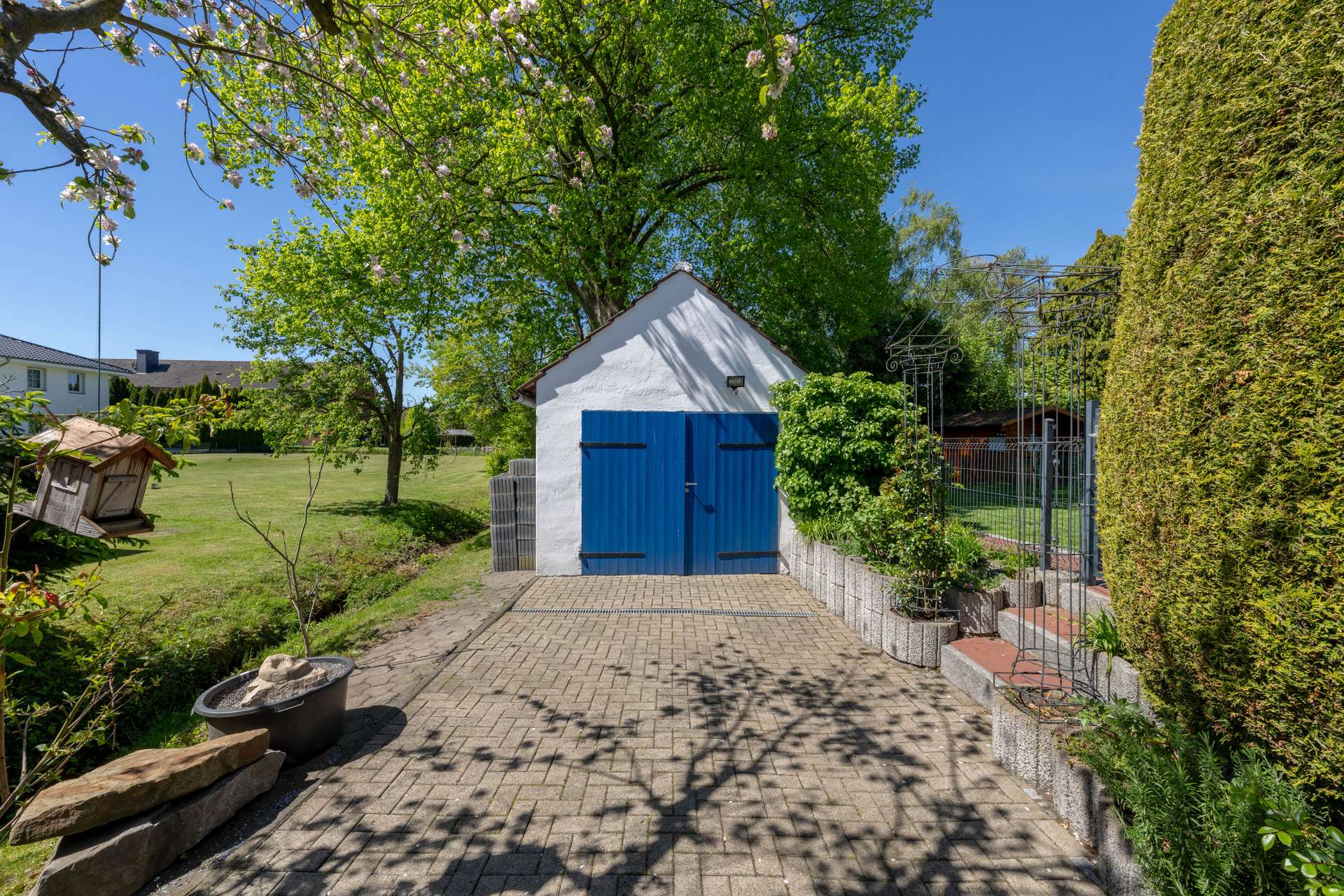 Garage
