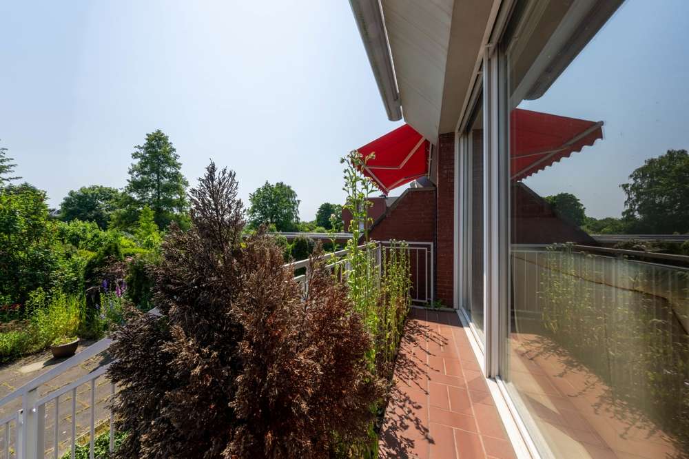 Hochparterre Balkon